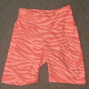Old Navy Active Biker Shorts w//pockets